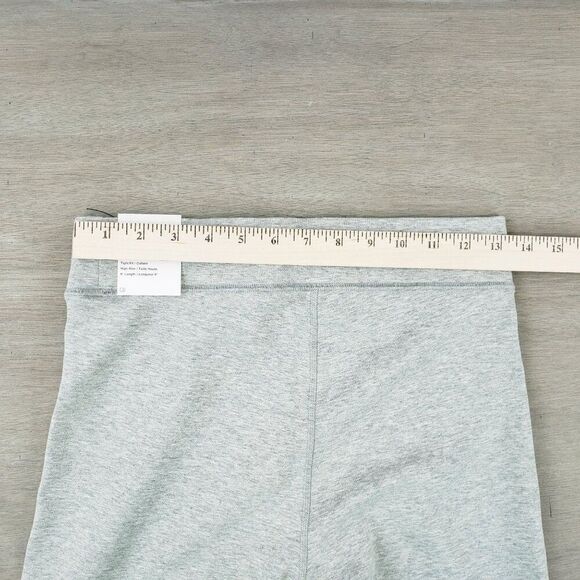 NIKE SPORTSWEAR CLASSIC HIGHWAISTED 8 BIKER SHORTS DV7797 WOMEN'S SIZE MED NWT - Picture 5 of 8